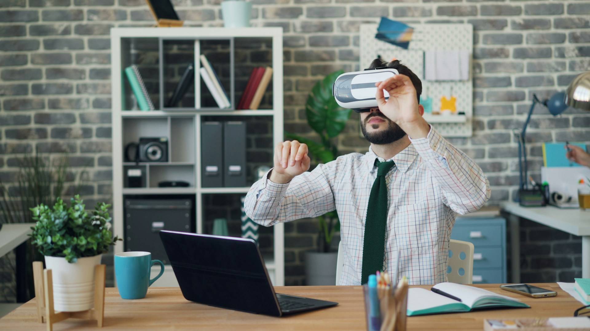 Hoe virtual reality jouw werkplek kan revolutioneren